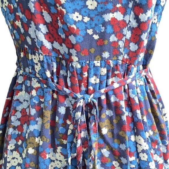 Forever 21 Blue, Red, and White Floral Sleeveless Lightweight Summer Dress Sz M - Picture 12 of 14
